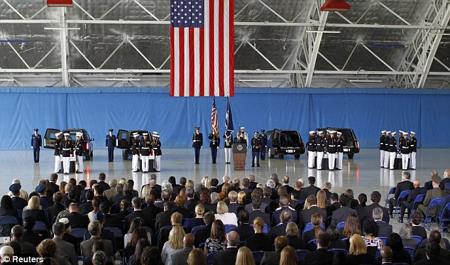 lilo623's tweet photo. @catturd2 Glen Doherty - Tyrone Woods - Chris Stevens - Sean Smith
Teams of seven Marines carried the caskets off a C-17 plane at Joint Base Andrews in Maryland.
#Benghazi #BenghaziAintGoingAway #Benghazi4 #BenghaziFour @hillaryclinton @ambassadorrice https://t.co/8pQWnHqqpg