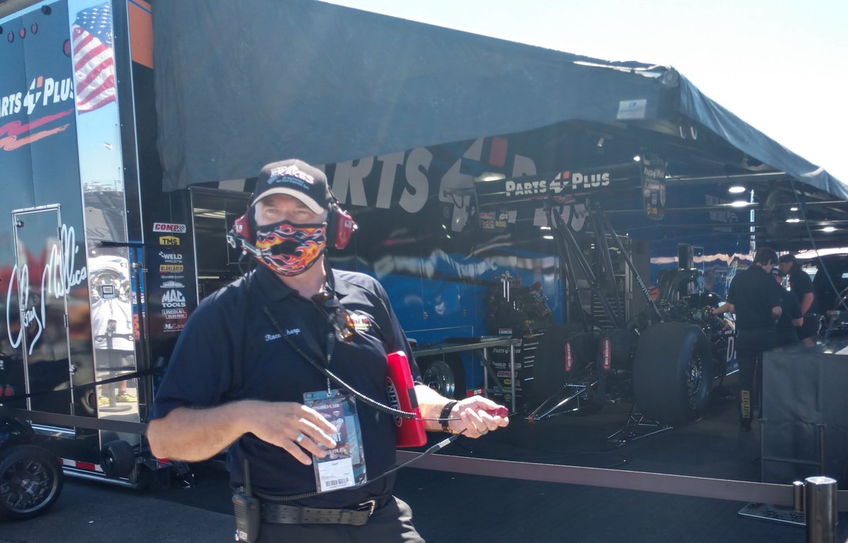 Thank you #DragRacing Teams for the time you took with our @LucasOilRaceway - #NHRA VIP Guests
during the #USNats
@NHRA
#TheBigGO
#BringItOn
#BigGo
#Indiana #USNationals
#MotorsportEcosystem
#Motorsport
#AutoRacing
#BecauseRaceCar
#MotorsportHospitality
| #Racesherpa https://t.co/MAARfszsV6