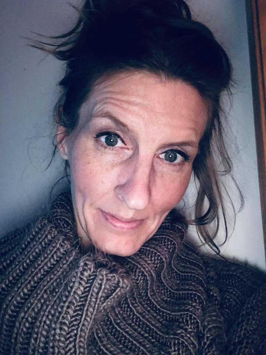  #WalkAway "4 years ago I sobbed when Trump was elected. I have been a Democrat my entire life. Raised to think I was “woke,” accepting, & inclusive. I voted for “Killery,” and though it is no excuse, I didn’t know how to research back then. I used google alone. I most 1/