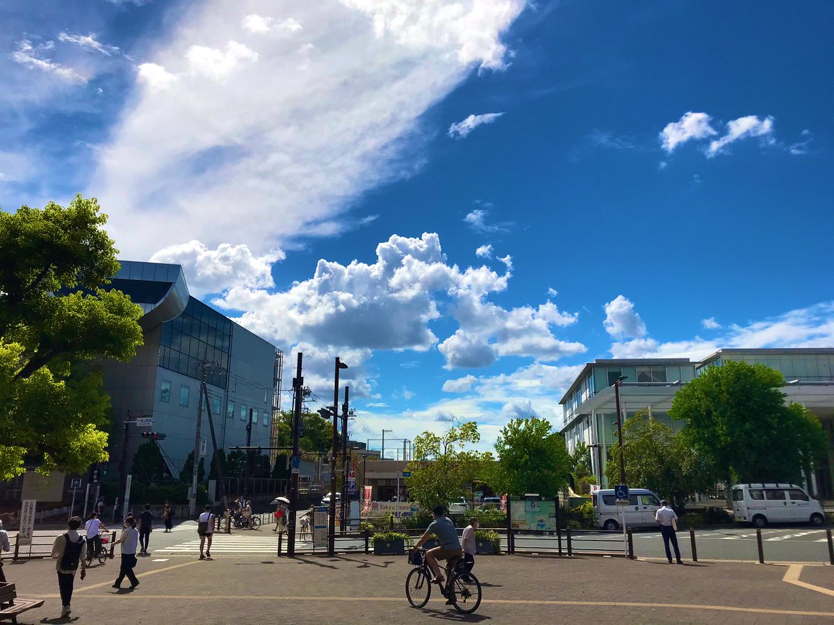 phi496's tweet image. 大岡山駅前