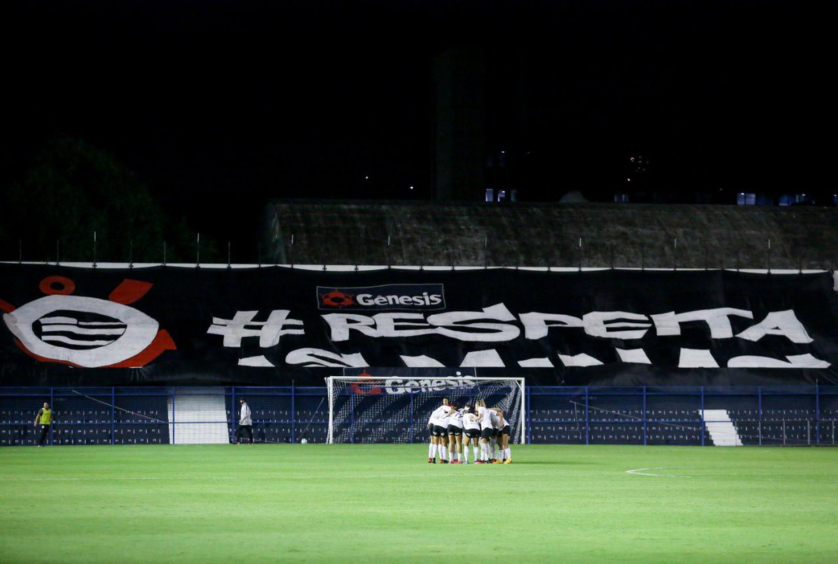 asbrabas's tweet photo. FIIIIM DE JOGO! Em Porto Alegre, o Timão goleou o Internacional por 4 a 0, mantendo-se entre os líderes do Campeonato Brasileiro. Os gols foram marcados por Ingryd, Gabi Zanotti, Adriana e Gabi Portilho https://t.co/6UHIJVENgZ