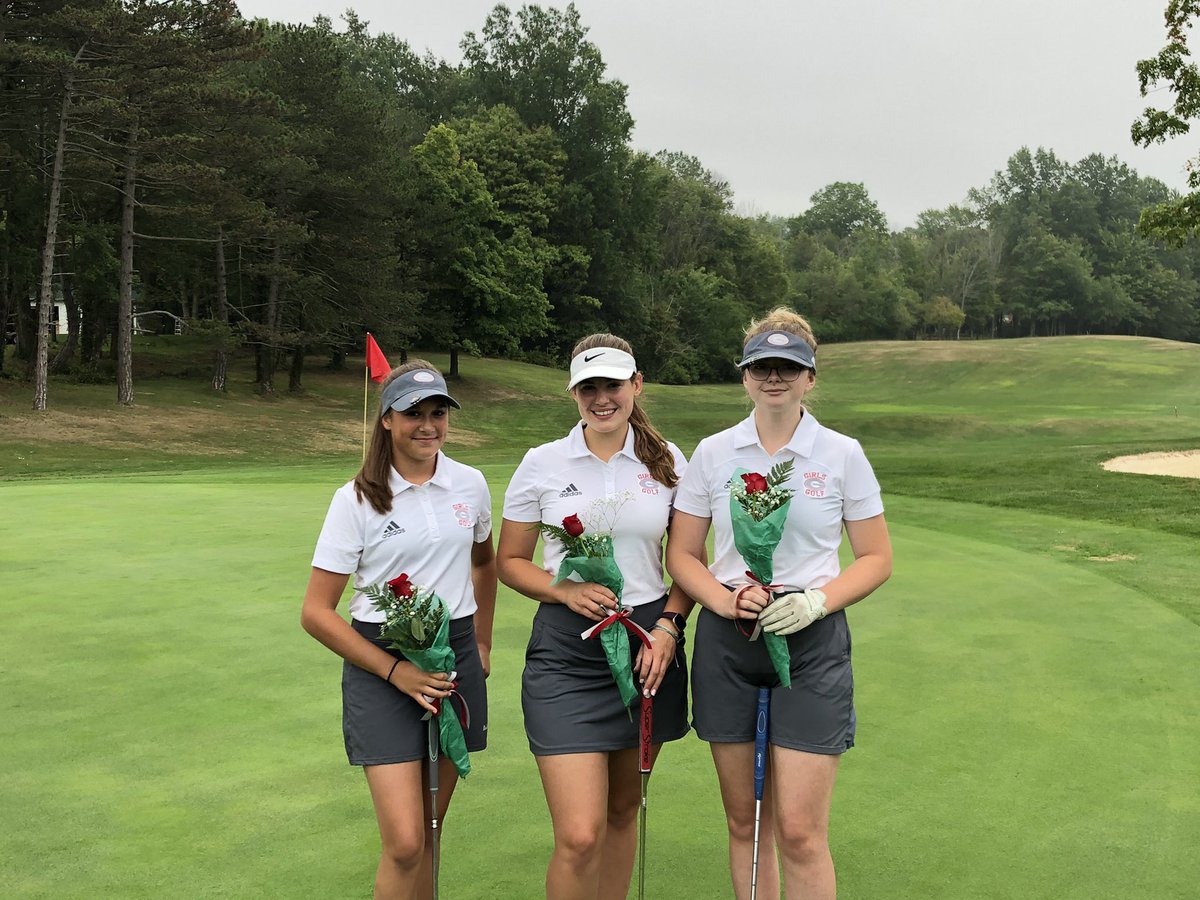 GenevaGirlsGolf's tweet photo. Seniors last home match.  We are very proud of all your hard work and accomplishments https://t.co/CwFMEqYanE