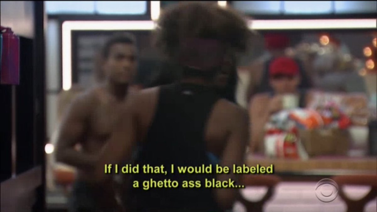 89razorskate20's tweet photo. The Christmas confrontation with Da’Vonne and Bayleigh! Day walks away & Christmas makes a comment about locking her 🚪
And Bayleigh asking her to not point and clap & Christmas does it repeatedly & it’s true if Day/Bay acted like she did they’d be the angry black women #BB2e https://t.co/qlSU7Tn8As