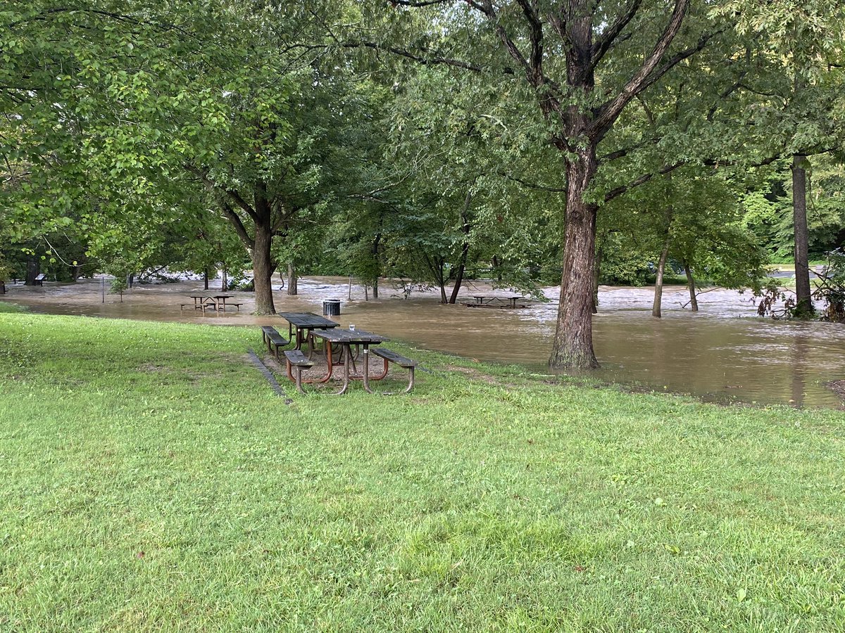 MelR1117's tweet photo. A flooded DC #dcflooded #rockcreekpark #monsoon #flashflooding #dc #rockcreek https://t.co/IL1NtB7Yor