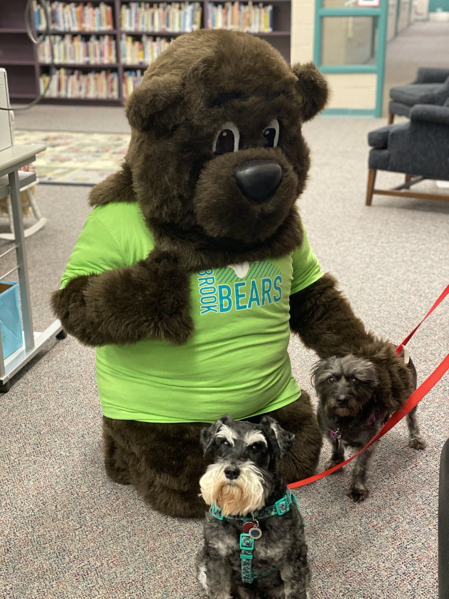 Look who we found!! We ❤️Baxter!!  <a href="/HumbleISD_MBE/">Maplebrook Elem</a> #LightTheWay #mbeisfamily #mbebears2020