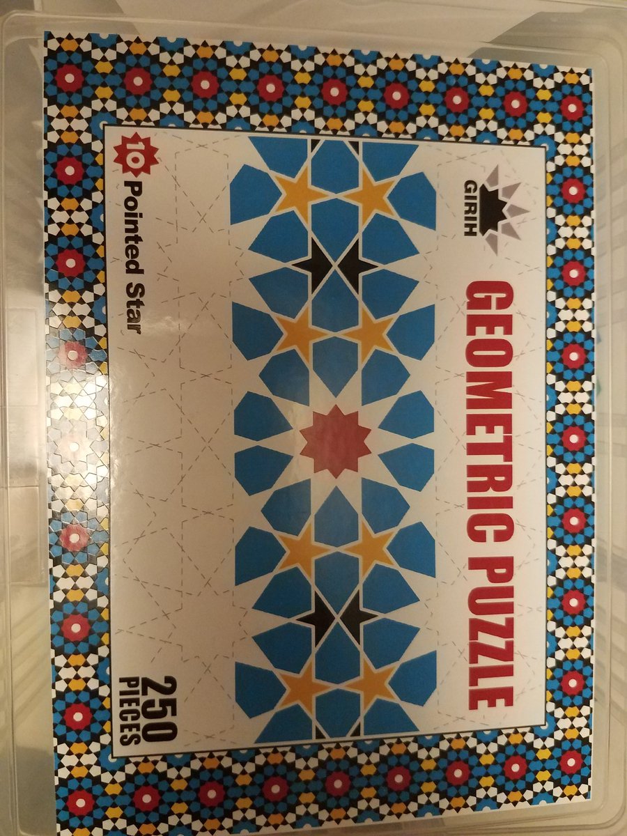 @amanda_renard <a href="/samira_mian/">Samira Mian Islamic Geometry</a> has great resources as well <a href="/c0mplexnumber/">Clarissa Grandi</a> <a href="/anniek_p/">Annie Perkins</a>. Books I am using along with <a href="/GirihPuzzle/">GIRIH PUZZLE</a>. Learning myself!