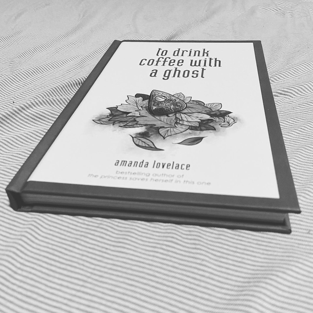 RareByrdReview's tweet photo. Get ready for spooky season with our Book of the Month, “To Drink Coffee with a Ghost” by Amanda Lovelace.  Enjoy the ghost metaphors and the beautiful illustrations!
#bookofthemonth #todrinkcoffeewithaghost #amandalovelace #poetry #andrewmcmeelpublishing #litmag #litmags https://t.co/Q12sb59Tr3