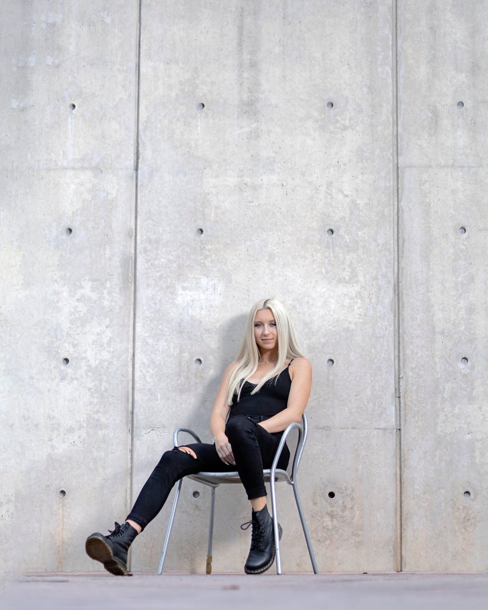 EllieL15's tweet photo. Loooved this shoot with Alex Tongol📸💕 https://t.co/SuKSyiY5c0