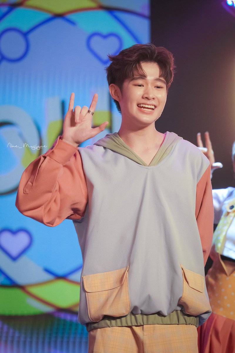 NAE_MUJIGAE's tweet photo. ต้าวความน่ารักของใจพี่~ 💚💚💚💚

#natasitt
@natasittttt https://t.co/Tv8kL04hox