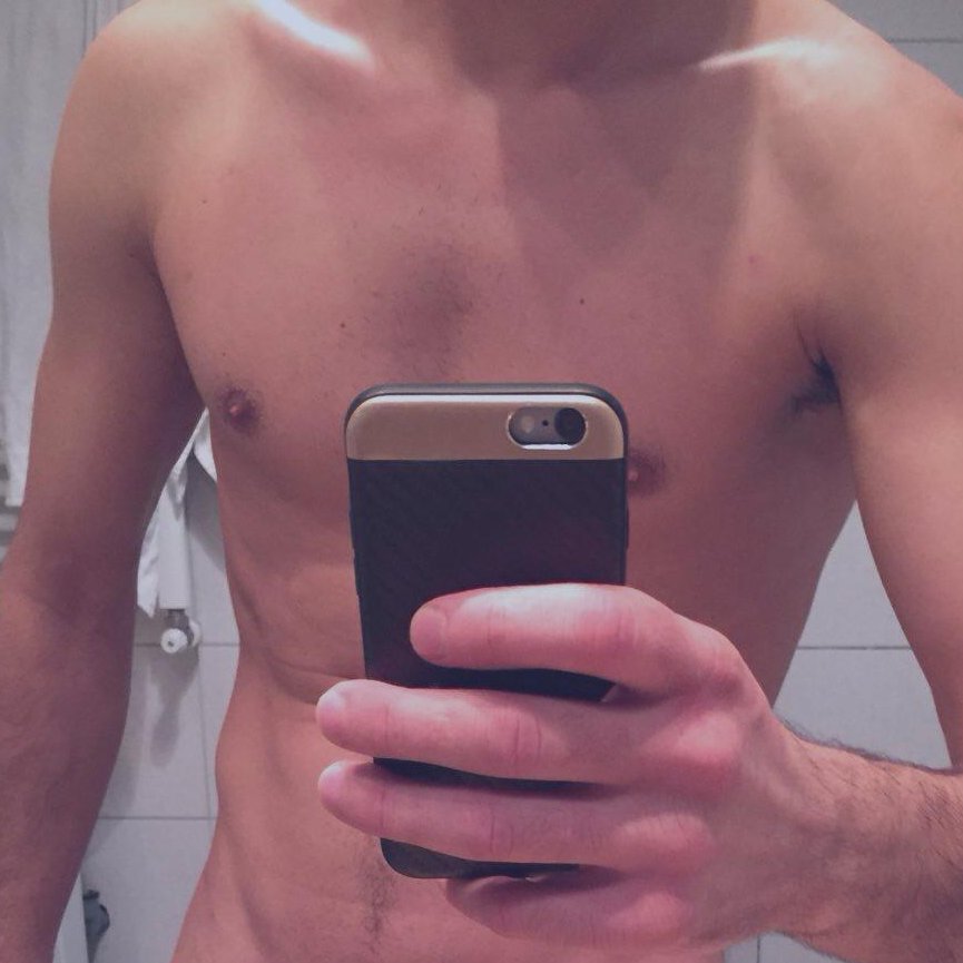 alekfitxxx's tweet photo. I'm #LIVE on @chaturbate @MaleCams3 @MaleCams2 @MaleCams4 @MaleCams @FansChaturbate @LoveGuyz_com @CamGuysHub @Cam_Guys_com @TheNetworkBoys
#Chaturbate #CamGuy #MaleModel #BoyCams #SexyGuy #GayPorn #SexyBoy #CamBoy #SexyMen #Webcammodel
Check her out!๐
https://t.co/oymr7NXSin https://t.co/REfFdN86Mb