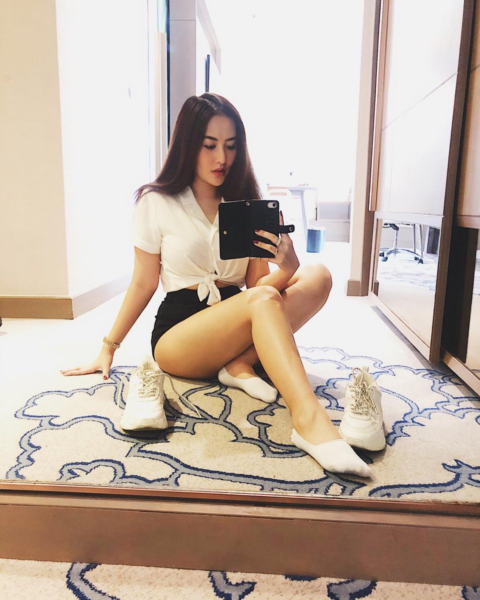Suciulfa99's tweet photo. Hay abang abang jambi
Open Bo,Include,exclude,Bo Private ready ya........
VCs Berbayar juga Ready.......,
#available
#Availablejambi
#BoJambi
#OpenBookingJambi
#BispakJambi
#BisyarJambi
#TrustedBooking
#RecomendedBooking
#lendirjambi https://t.co/zbg4S3I7uk