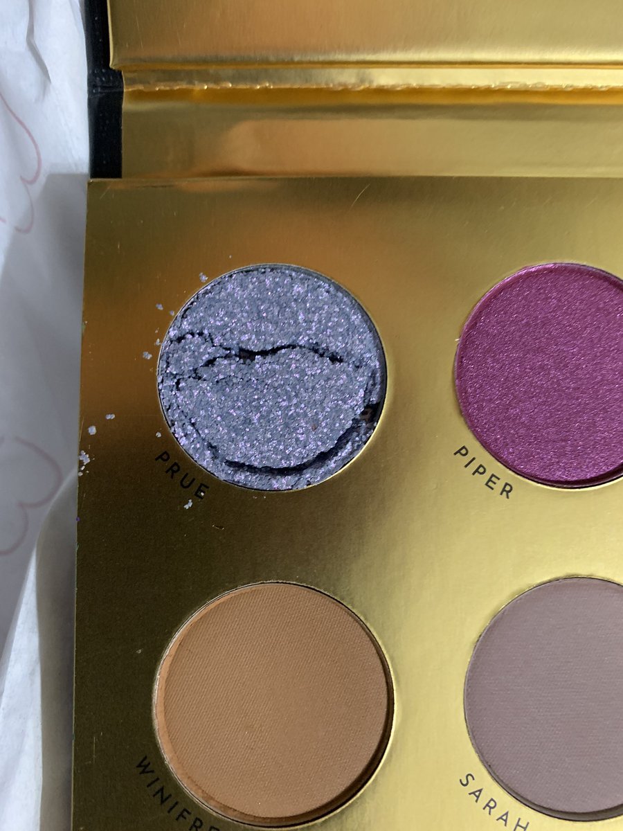 Sealj's tweet image. @MannyMua733 I just received Moonspell palette and I opened it up to this! I’m a little disappointed when I saw this! I msged Lunar beauty on insta. Please tell me how I go about in fixing this! Been waiting weeks! #CustomerServiceHELP 🥺