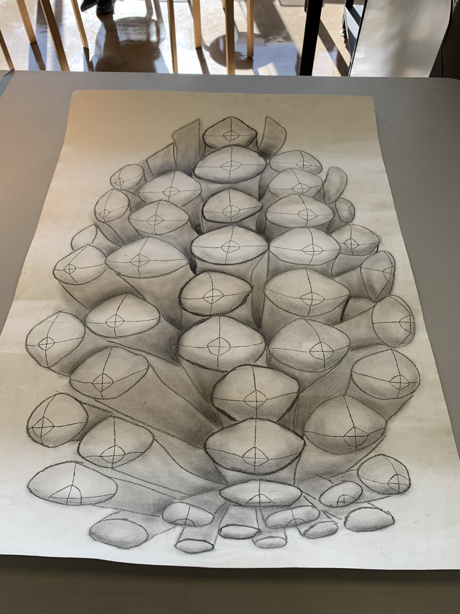 stmarys_visarts's tweet photo. A wonderfully powerful value drawing created this week by a dedicated and hardworking grade 8 artist. #StMarysTokyo #proud #middleschoolart https://t.co/drhbb5ZMl6