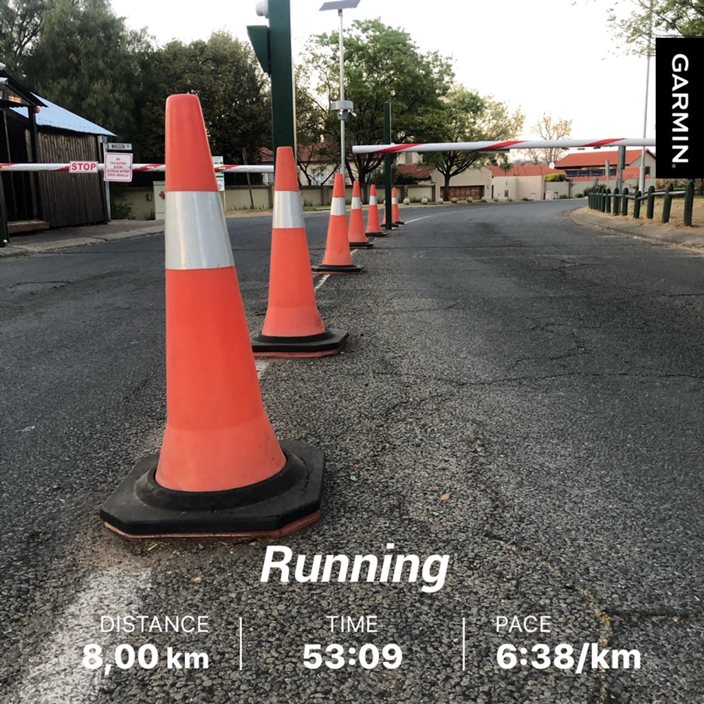 bonchiachanza's tweet photo. @sontondlovu @tumisole @ndavher @ms_tourist @_DJCappuccino @RunnersSense #chasing150 11 Days done 20 Days TO GO! My medium distance strategy is on point, bar any injuries I should make it. #running #runbonchirun #RunningWithTumiSole https://t.co/irZ6aXm7yz