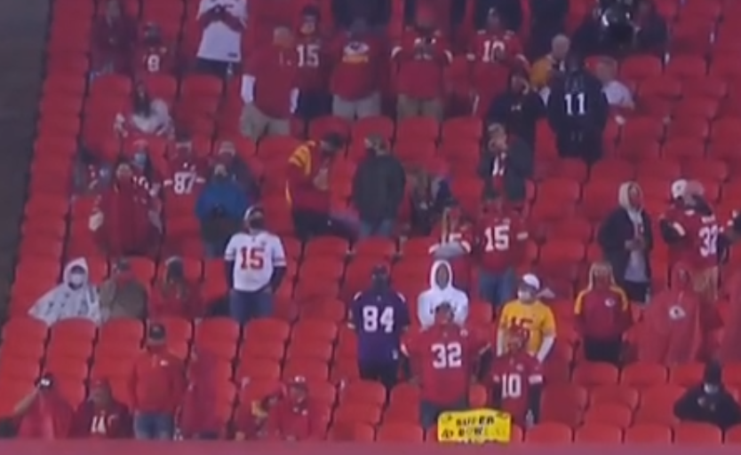 DETVSEVER1's tweet photo. #cuckcam Randy Moss jersey at Chiefs vs Texans tonight @TheDirtySports https://t.co/lBv8CQgexP