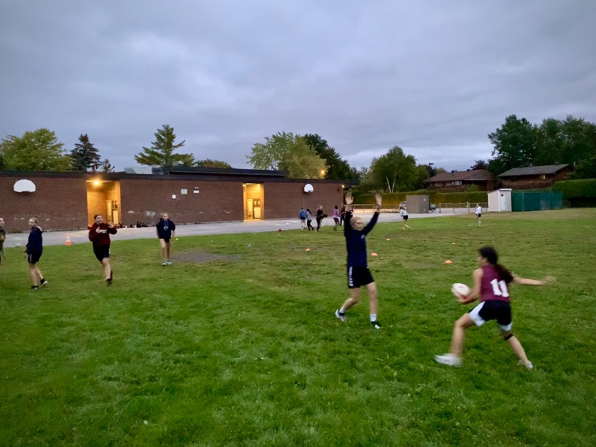CoachCord's tweet photo. Adjusting to the times &amp; adding a little multi-sport conditioning work to our outdoor practices.  So many ways to relate back to our 🏀 game! @ONL_Basketball @ottawahoops https://t.co/jY1vgR97RE