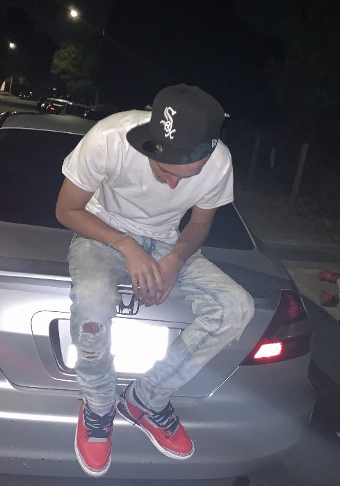 ethanbruhh01's tweet photo. always to da neck like ray allen inna corner bruh 💔👣 https://t.co/R91JG3GPMz