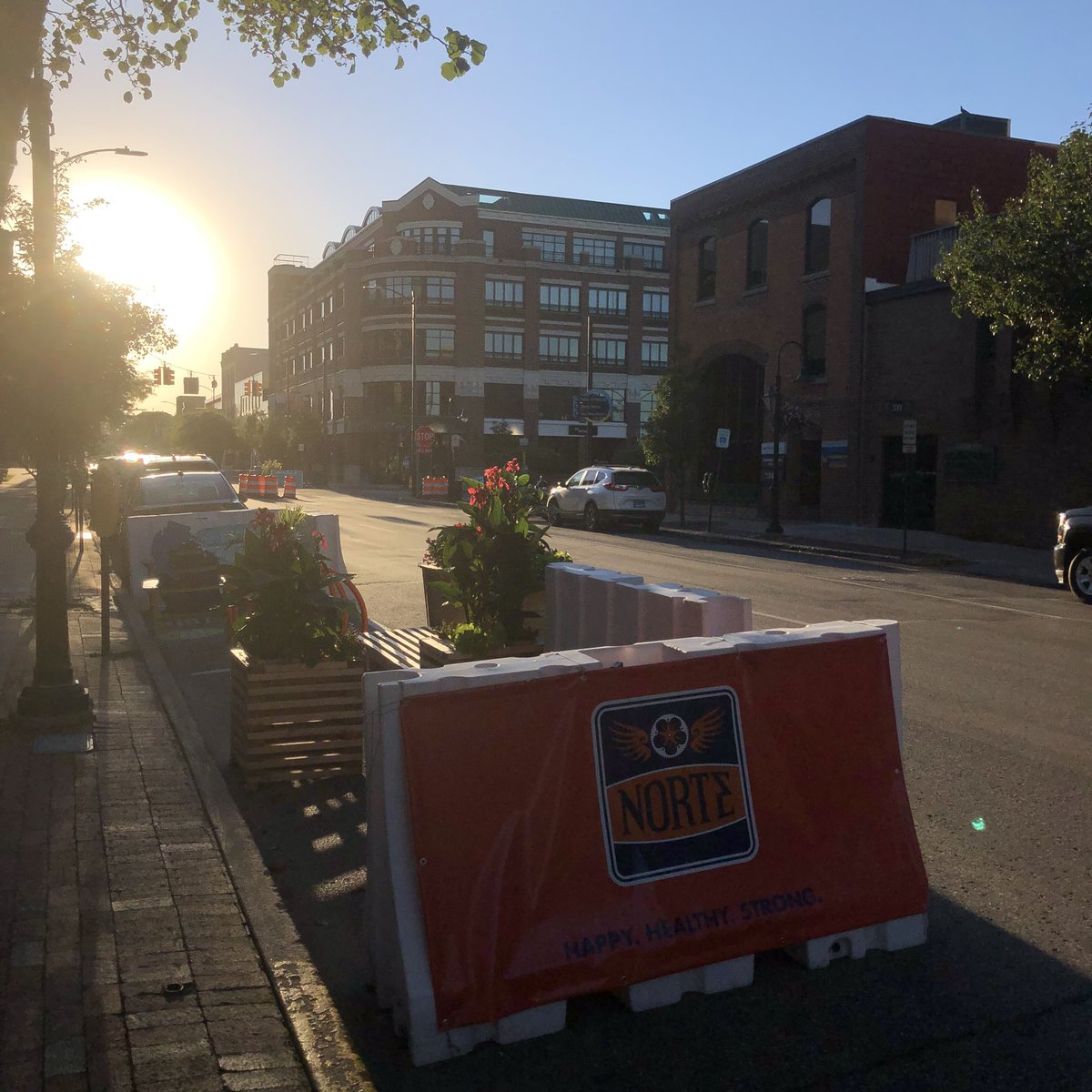 There are some terrific facades downtown, as well as a number of parklets right now. The  @elgruponorte parklet was a few spaces down from where we ate dinner one night. Of course, sunsets like that make everything more enjoyable.