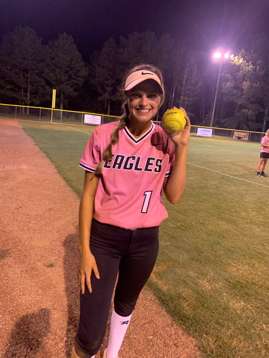 j12ray's tweet photo. Natalie Ray with another one! Starting to heat up. #dingerdinger @VipersHolbrook https://t.co/6PitoQyFiP