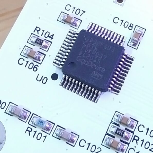 tamhanna's tweet photo. #GigaDevice use their #GD32F103 to create a #programmingdevice called #GDLink. On the new #gd32e503r #evaluationboard, the chip is on the bottom side of the (svelte looking) #whitepcb. I will, soon, try to find the time to do a #designout video with…

📸 https://t.co/W0ZvNcQeic https://t.co/lrvwVp9sZ0