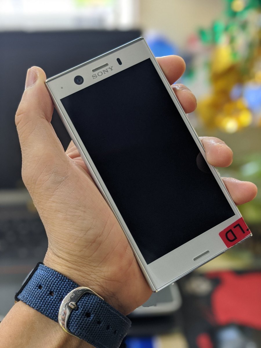 ChinBiDuy2's tweet image. Nhỏ Gọn Cấu Hình Khủng Yêu thì bốc máy gọi liền cho em 📞 0936229496 📞 hoặc (ZALO) 
#Xperia_XZ1_Compact #1sim #Nguyên_zin_áp_suất
🏫 Hỗ Trợ Trả Góp Online, Hồ Sơ, Thẻ Tín Dụng lãi suất 0%.....
💵💵💵 3.350.000 ₫ 💵 ( Cốc Sạc, Dán Màn Hình)