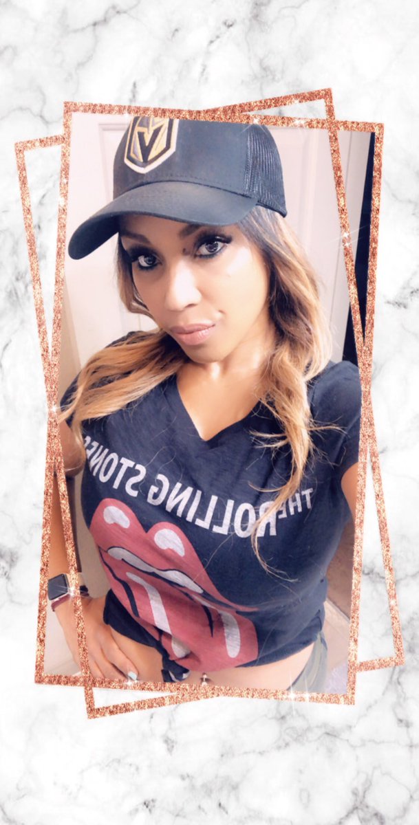 omg_carlasofia's tweet photo. #VGKFan https://t.co/CoX95ucWfs