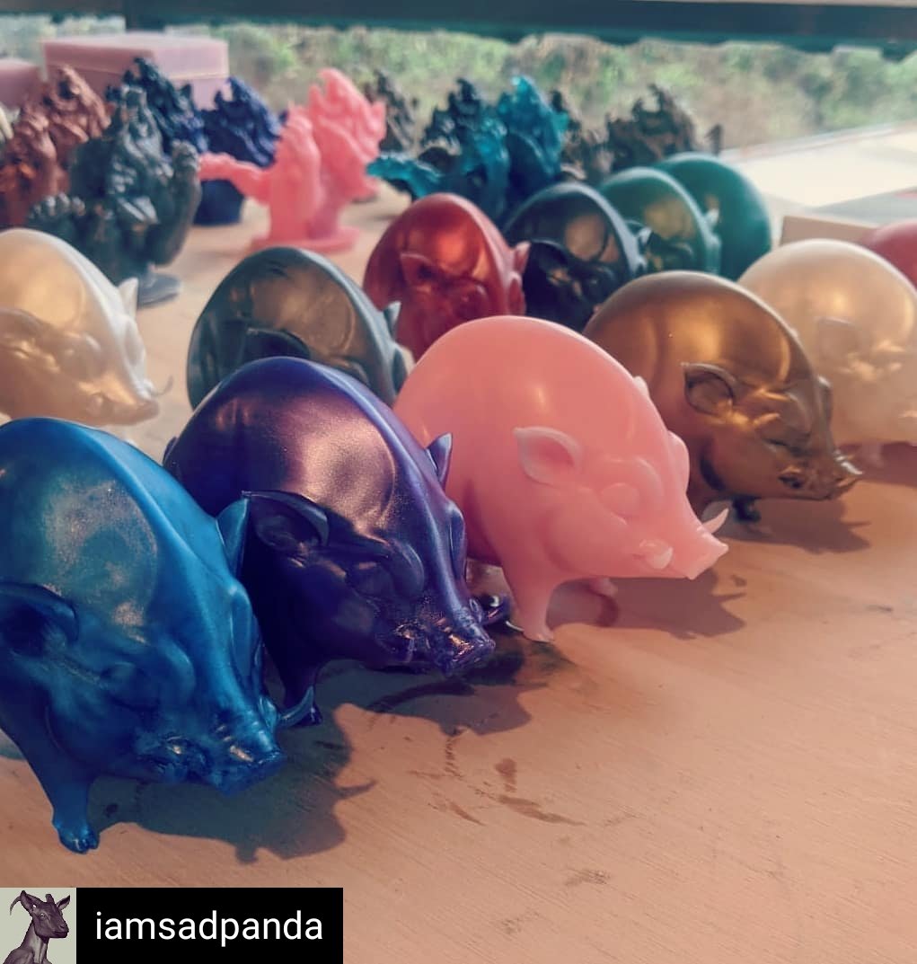 iamsadpanda's tweet photo. "Like little soldiers..."
(Me with my best Mary Berry voice)

Many colours to choose from. On sale tomorrow! 🦁🐷🌈 https://t.co/xIhyn90kob

Handcrafted with care by https://t.co/tWpj7iaLzX

#zbrush #collectables
#lbxonline2020 https://t.co/QFctgewVvt