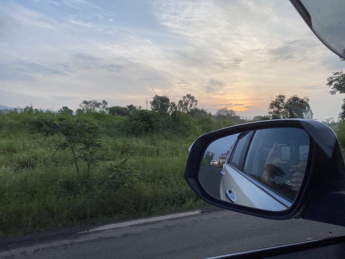 At the crack of dawn #roadtrips #covidtravel