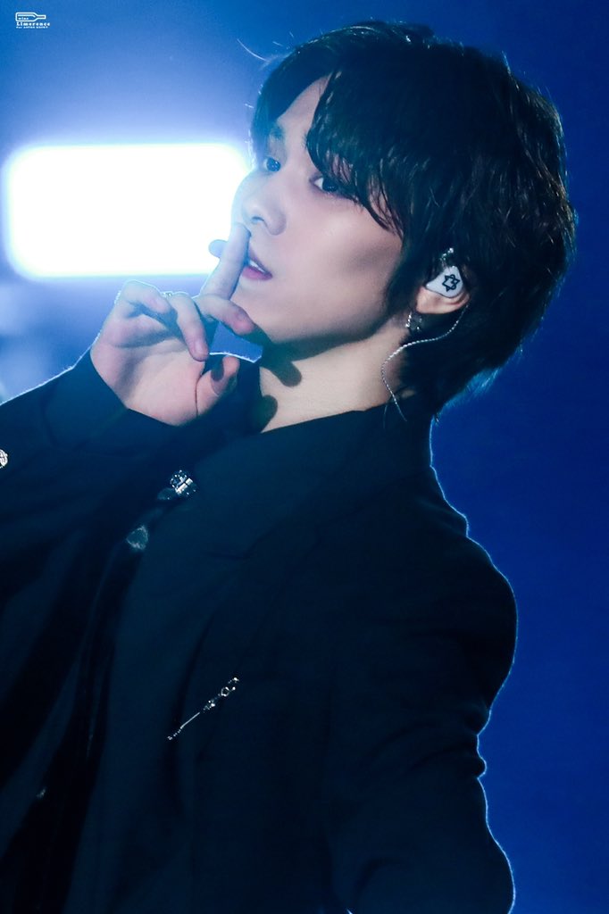Limerence_w_998's tweet photo. 191006

@offclASTRO

#아스트로      #ASTRO     
#ROCKY #라키 #ラキ #박민혁 #민혁 #敏赫 #朴敏赫 https://t.co/1AmoSgsqRR