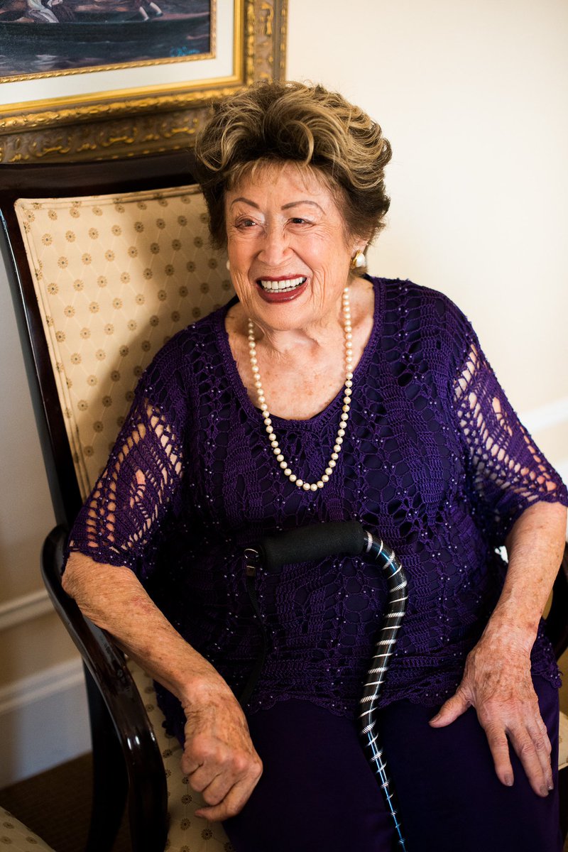 ModernLAwedding's tweet photo. ‘Queen of Kiwi’ ❤️ Our bride’s grandmother, Frieda Caplan, American businesswoman/founder of @FriedasProduce, specialty produce company in Los Alamitos, CA. She created specialty produce industry in the U.S.; revolutionized fresh produce industry. Happy Anniversary Alex &amp; Ben! https://t.co/caRvKg2MNW