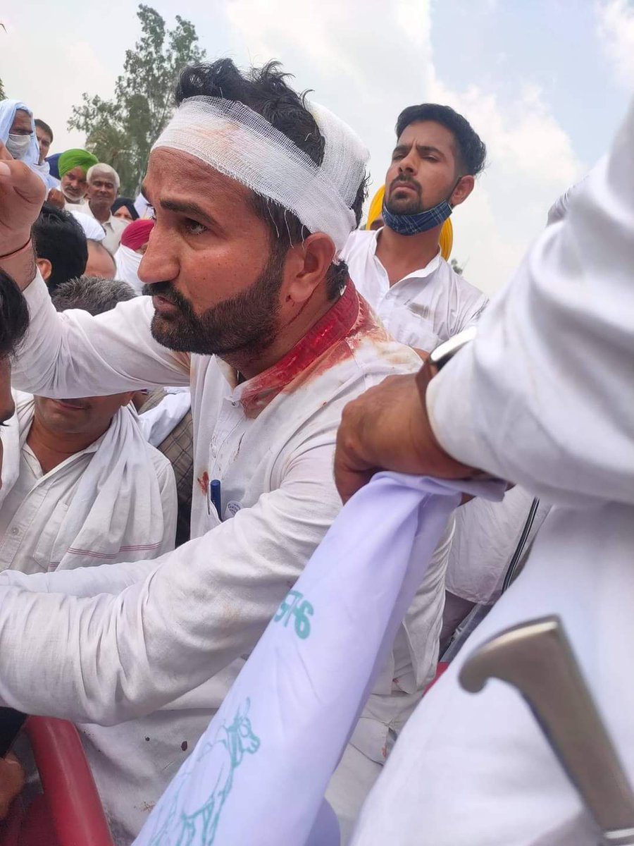MPARMYCHIEF's tweet photo. #दुर्भाग्य है देश का की जिसने इस देश को #सहारा दिया, हर वक्त कंधे से कंधे मिलाकर खड़ा रहा, और तो और इस कोविड-19 में सिर्फ और सिर्फ #किसानों की बदौलत ही पूरा देश #ज़िंदा रहा। आज उन्हीं किसानों पर #लाठियां बरसाई जा रही है  #ओबीसी_महासभा इसकी कड़ी निंदा #विरोध करती है @OBCARMYCHIEF https://t.co/ewU58J21pe