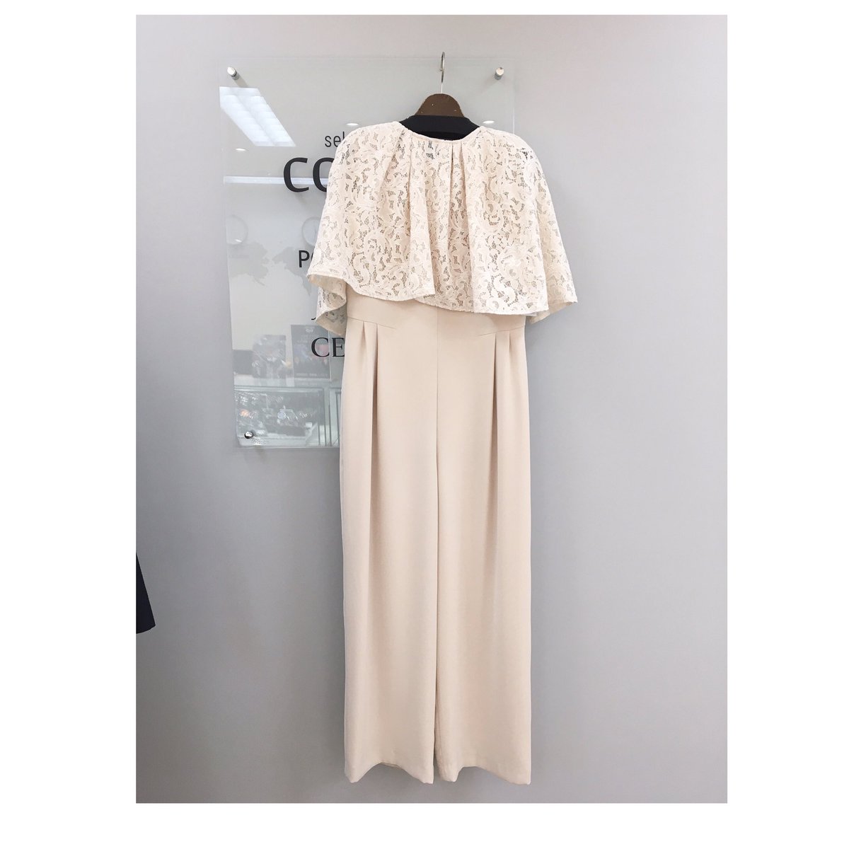 【開店記念セール!】パンツ新品未使用品】セルフォード ケープ付きオールインワン - www