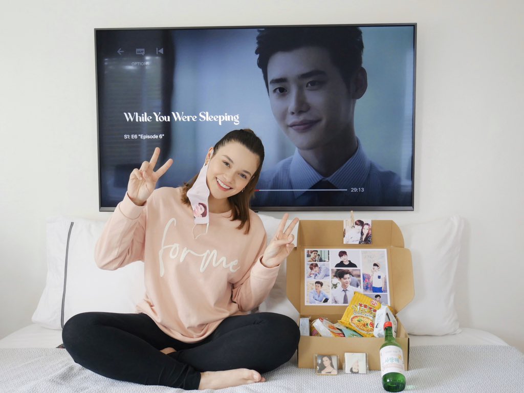 TheRealYasmien's tweet photo. Advance Happy Birthday LEE JONG SUK! ๐๐ป 3 days to go ๐ #Magkaedadpalakami #Samebirthyear #1989babies are the best! โค๏ธ sabi ko sa b-day pa ni LJS ko bubuksan yung KBox, sa sept.14 ko pa dapat bubuksan yung box pero na-excite na kasi ako๐ฌ #LeeJongSuk https://t.co/0zspzOJ4ov