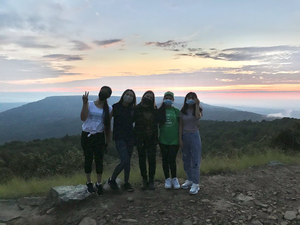 ATU_ISO's tweet photo. First event of this semester. We appreciate you all taking the time to come up and view this beautiful sunset. Hope everyone had a wonderful time. 
See you again😊. https://t.co/4pTQXtfuoi