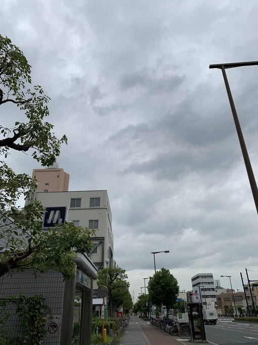 注意 ゲリラ豪雨 東京や名古屋で連日のように突然の豪雨 膝までぐしゃぐしゃ 大気が不安定なせいか まとめダネ
