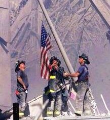 19 years ago today — 9/11/2001 — al-Qaeda terrorists hijacked planes & slammed them into the World Trade Center & Pentagon (& crashed into a Pennsylvania field thanks to passengers on Flight 93), killing 3000 innocent Americans. Honor the heroes who died that day &  #NeverForget.