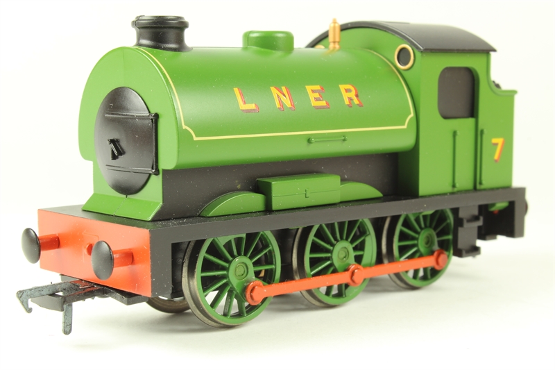 The Unlucky Tug on X: "I really wish I had pics of it, but I don't. My  first model was a crappy Bachmann Junior saddle tank I attempted to paint  up like