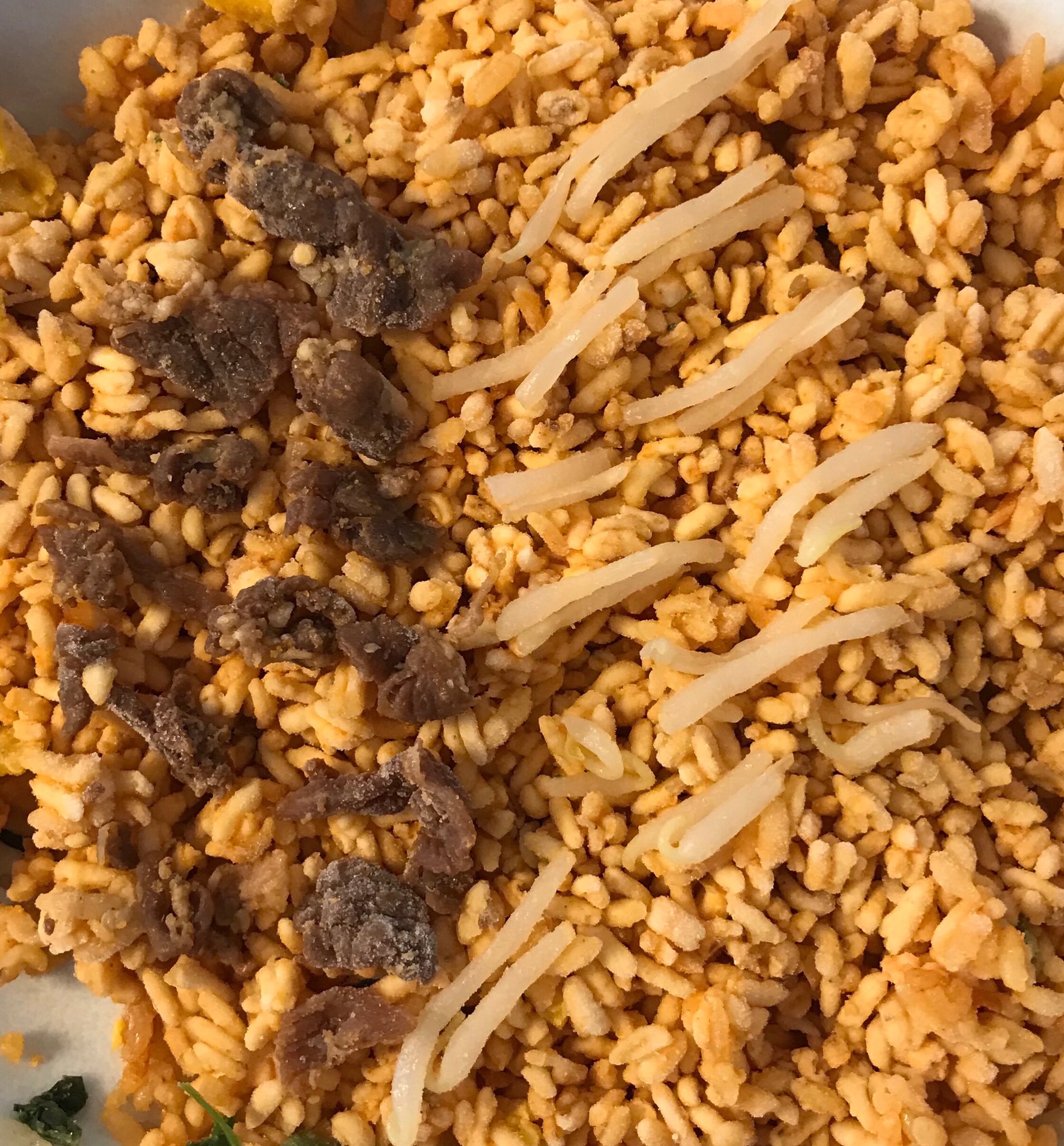 こつっく 昼食調査兵団 あれは自由の翼 おいガキ共 これはどういうチャーハンだ ビビンバチャーハン レンジで4分 チャーハン班到着 笑 コツコツがんばりました 分別作業が大変だった 昼食調査兵団0911 2 昼食調査兵団 リヴァイ