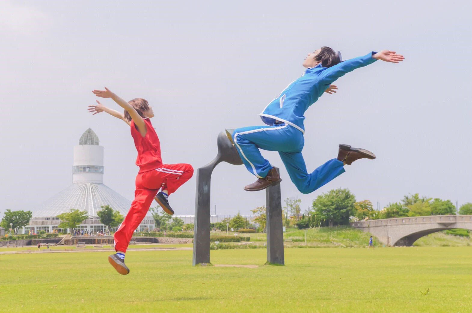 空中で満足のいくポーズ決めるのは難しい？難しくてもバッチリ決まってる！
