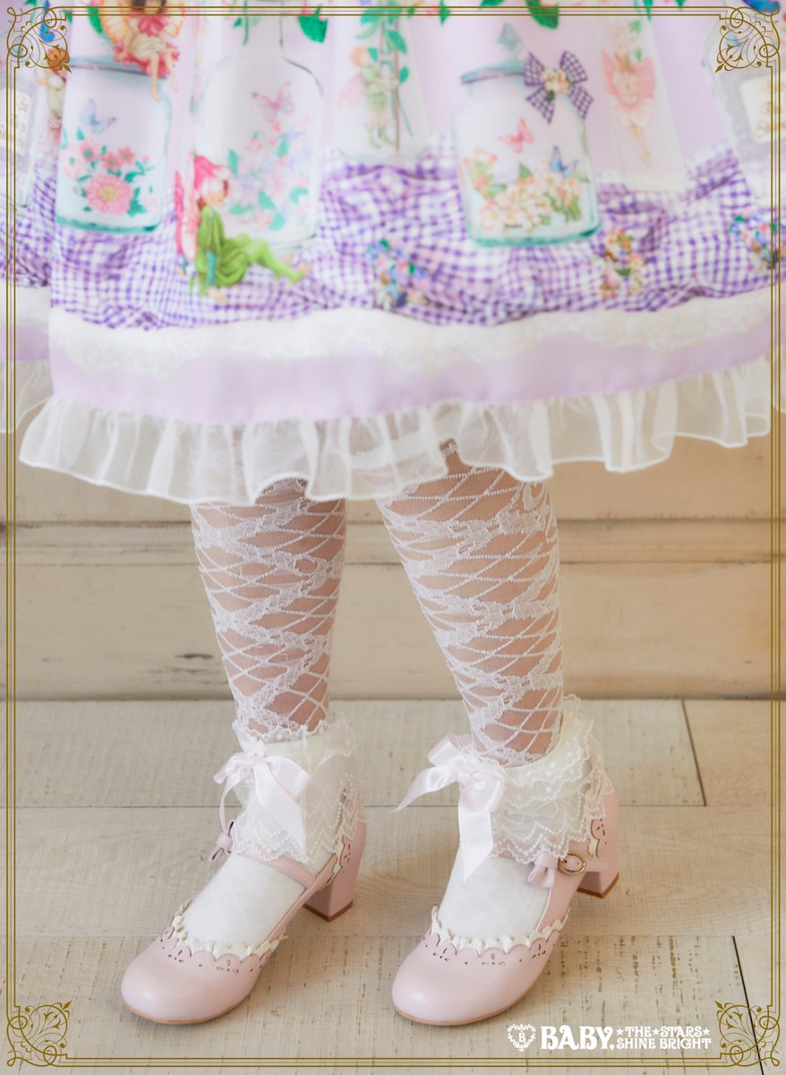 ⭐︎BABY入荷情報⭐︎】人気の「レーシィレースアップソックス/¥4,000+