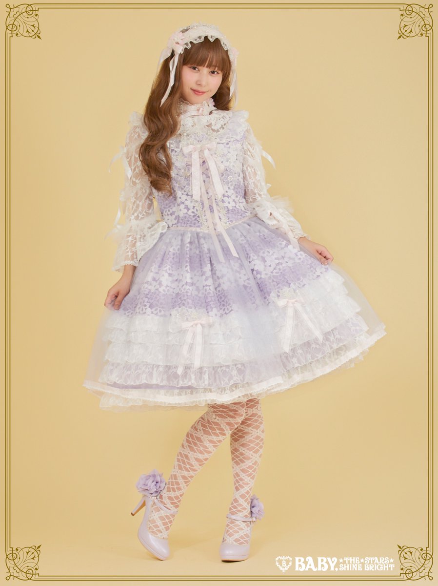 ⭐︎BABY入荷情報⭐︎】人気の「レーシィレースアップソックス/¥4,000+