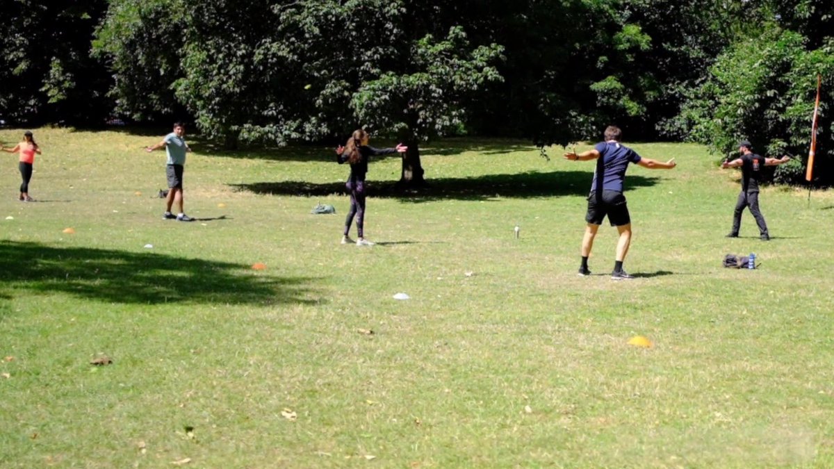 Friday feeling!!! How good do we all feel now!! 

Great bootcamp everyone, well done.

#fridayfeeling #wearefeelingit #fitnessfridays #workingouthydepark #hydepark #batterseapark