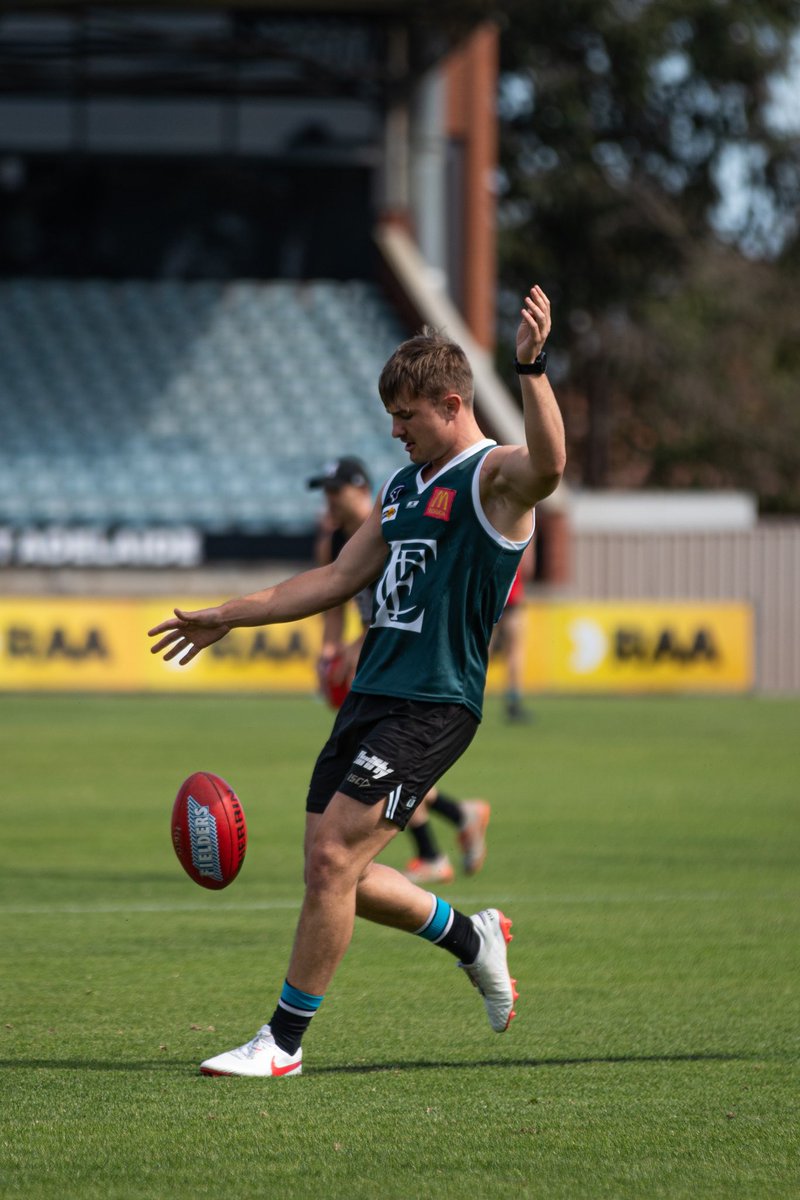 Little treat for your Friday night <a href="/RhysArchard/">Rhys Archard</a> <a href="/Jtlan91/">Judd Lanyon</a> <a href="/jwhenson_/">Jake Henson</a> <a href="/hughy11/">Hugh Evans</a>