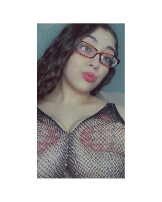 🥳😈 ITS MY 21ST BIRTHDAY ALL MONTH LONG WITH YOU BABE 🥳😈  Free ➡️ https://t.co/L9T0KDxOH4  ⬅️ @loraeefree  🎂<a href="/tag/onlyfans"class="tags"><span>#onlyfans</span></a>