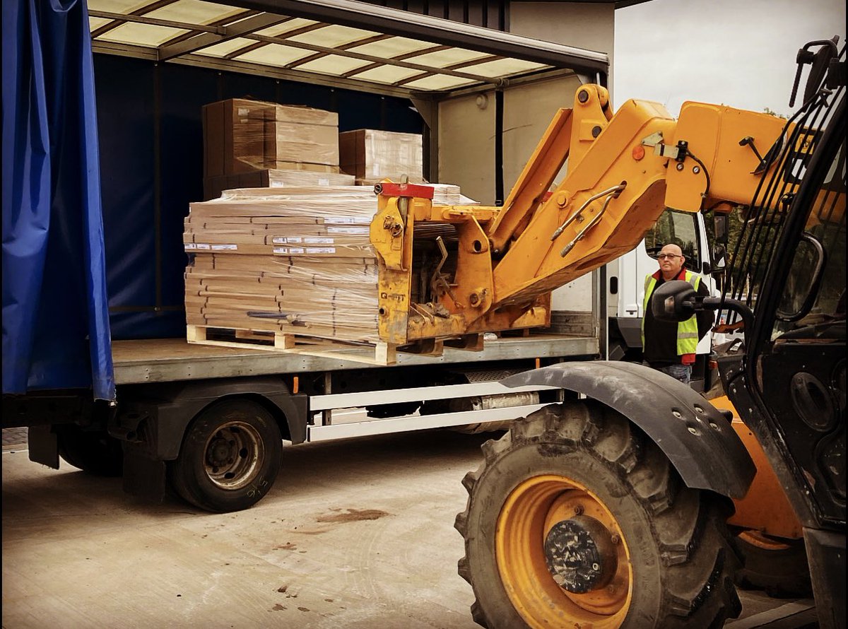 Final install day in the Midlands, just the #officefurniture to go. Look out for some finished photos soon.

#leisurefurniture #healthcarefurniture #airconditioning #softfurnishings  #commercialinteriors #officeinteriors #flexiblespace #collaborativespace #interiorconcept #dbhb