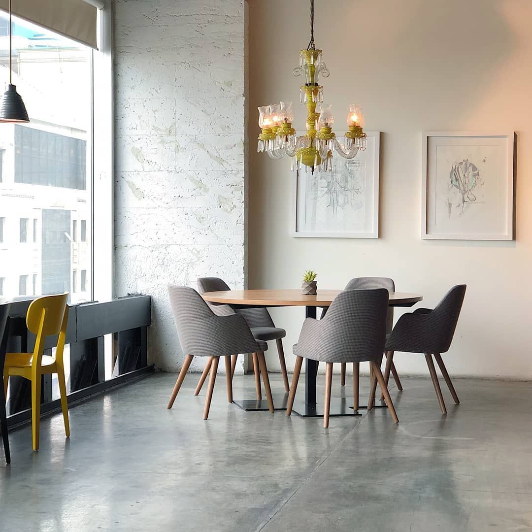 Beautifulideas3's tweet image. Lighting can make or break a room because how you experience the room depends on it. It is also the element that highlights the others. Without it, the rest may not even be noticed.

#InteriorDesign #LoveDesign #InteriorDesignAddict #Monday
