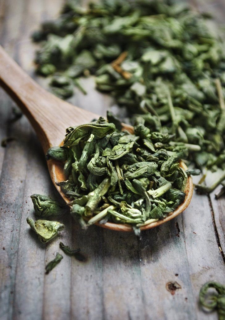 TeaFromTheManor's tweet photo. Green tea anyone? 

#passionateabouttea #wellness #ChunMee #LoveTea https://t.co/1pXQFvNLSi