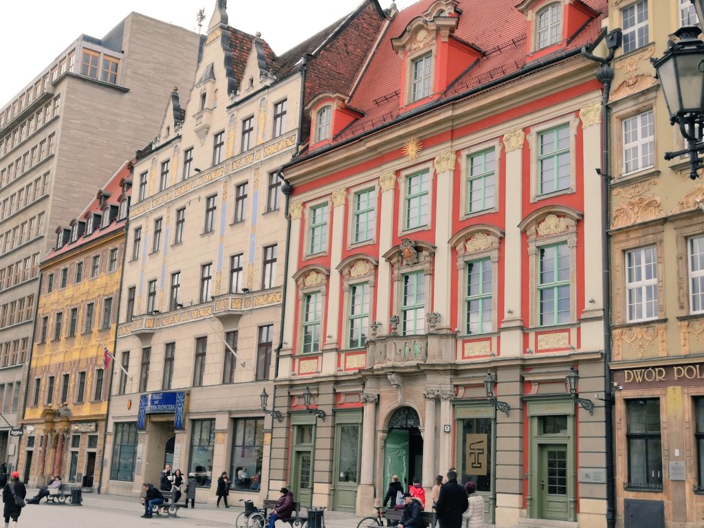 Malgorzata_Th's tweet photo. From France, congratulations to my hometown @wroclaw_info @Poland for the 9th place in the Top 10 mid-sized European cities of the futur 2020/21 #GaWC. Rank 6 for economic potential and 5 for business friendliness. 
@PortalWroclawpl
https://t.co/Sqo0XzoA3r https://t.co/X7bk12XZvi