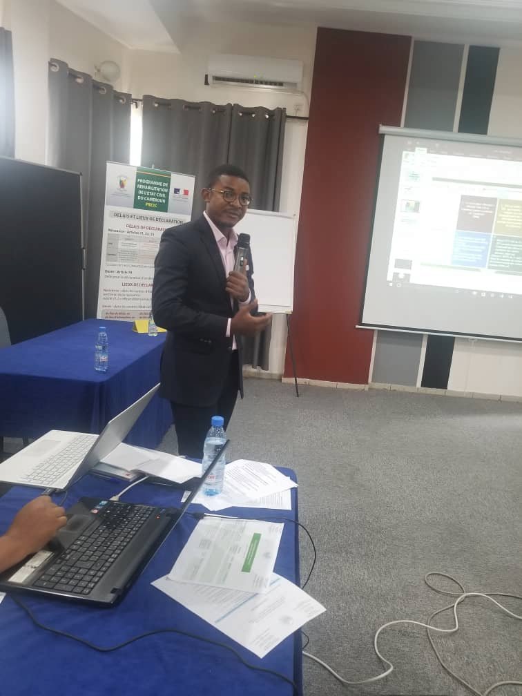 BUNEC_1's tweet photo. Training Workshop for Municipal Executives on the Application of Standards in the Practice of Civil Registry Actors in the Littoral Region.
#CAMEROON #MINDDEVEL #BUNEC #CIVILSTATUS https://t.co/UAzKcj49ns