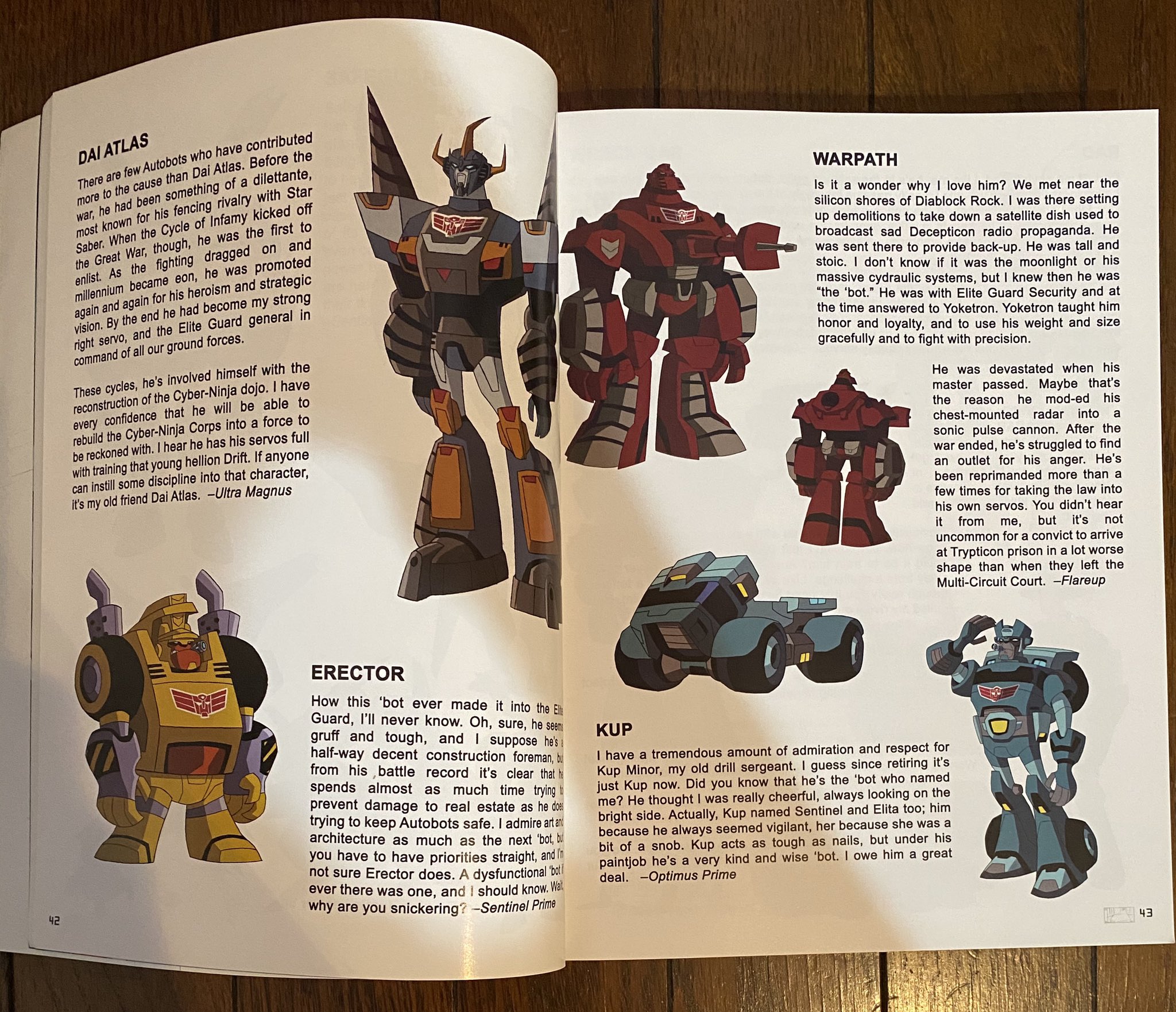 トランスフォーマー アニメイテッド　オールスパークアルマナク　2冊セット トランスフォーマー リベンジ キューブ トランスフォーマー